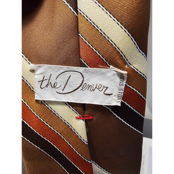 Vintage Mr John beau brummell Men's Necktie - Brown w/Stripes - 55-1/2" - Picture 4 of 4